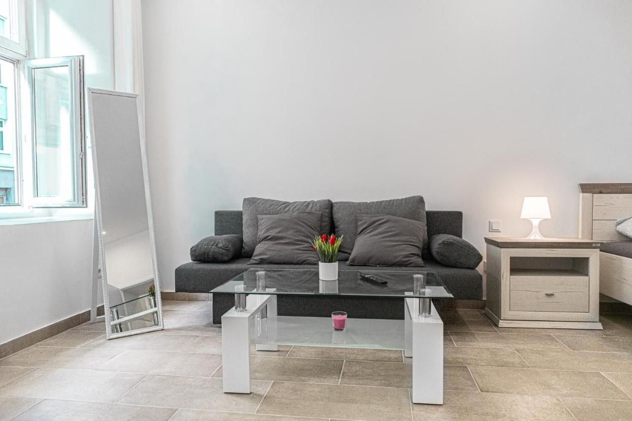 Homelike 2Br Apt Near U1 Reumannplatz - 9 Min To Center Viyana Dış mekan fotoğraf